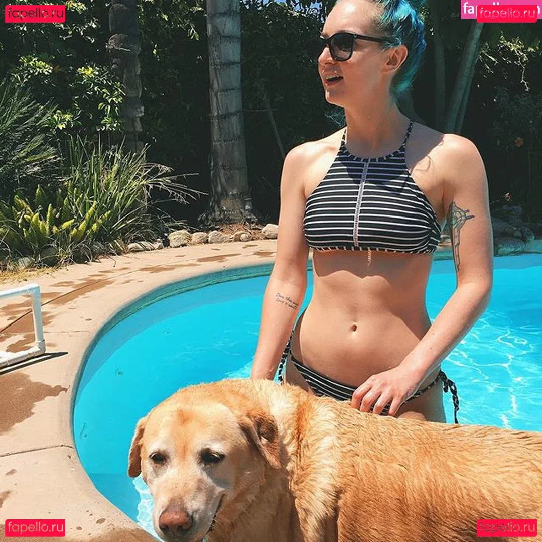 Littlesiha Onlyfans Photo Gallery 