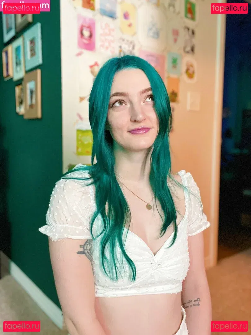 Littlesiha Onlyfans Photo Gallery 