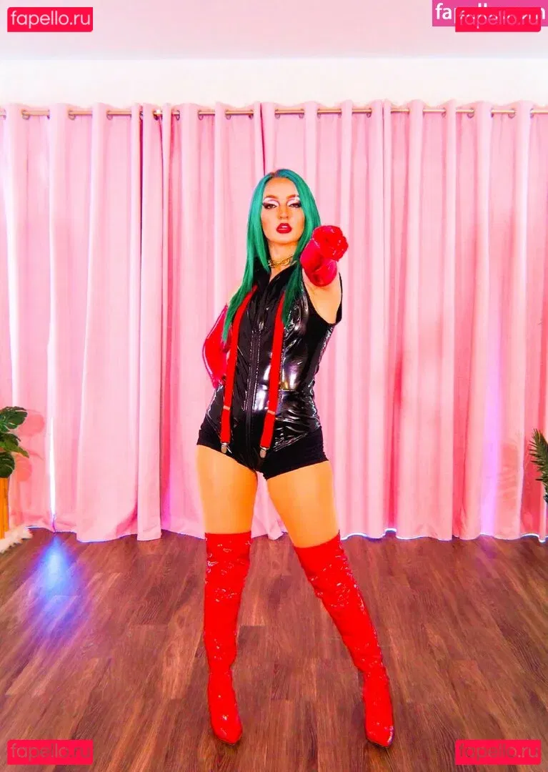 Littlesiha Onlyfans Photo Gallery 