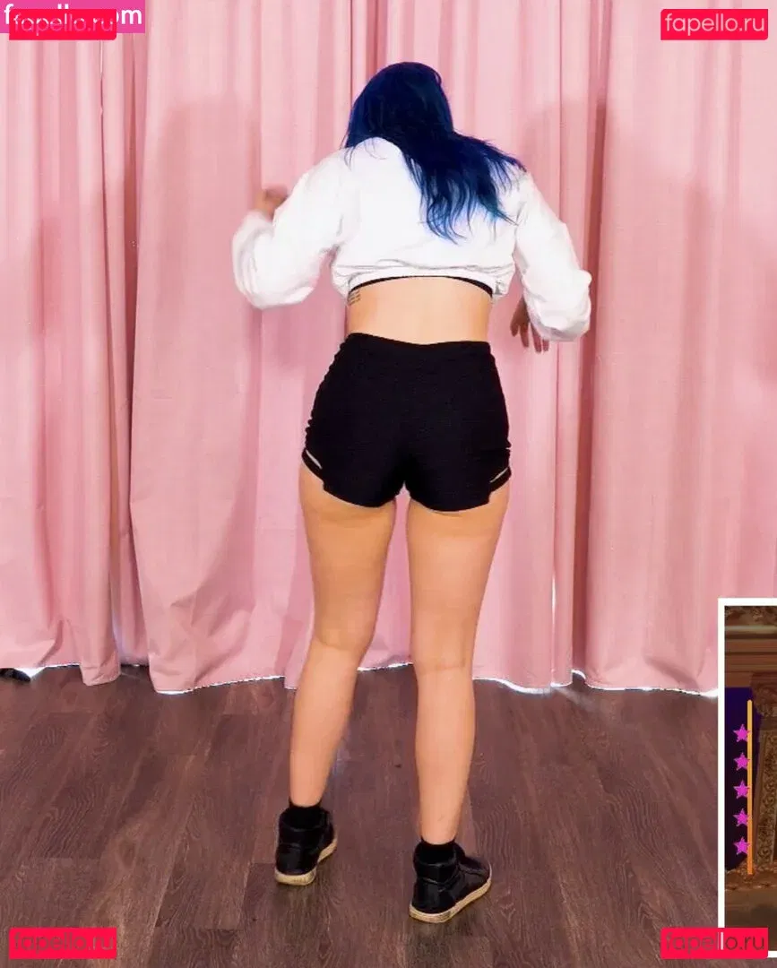 Littlesiha Onlyfans Photo Gallery 