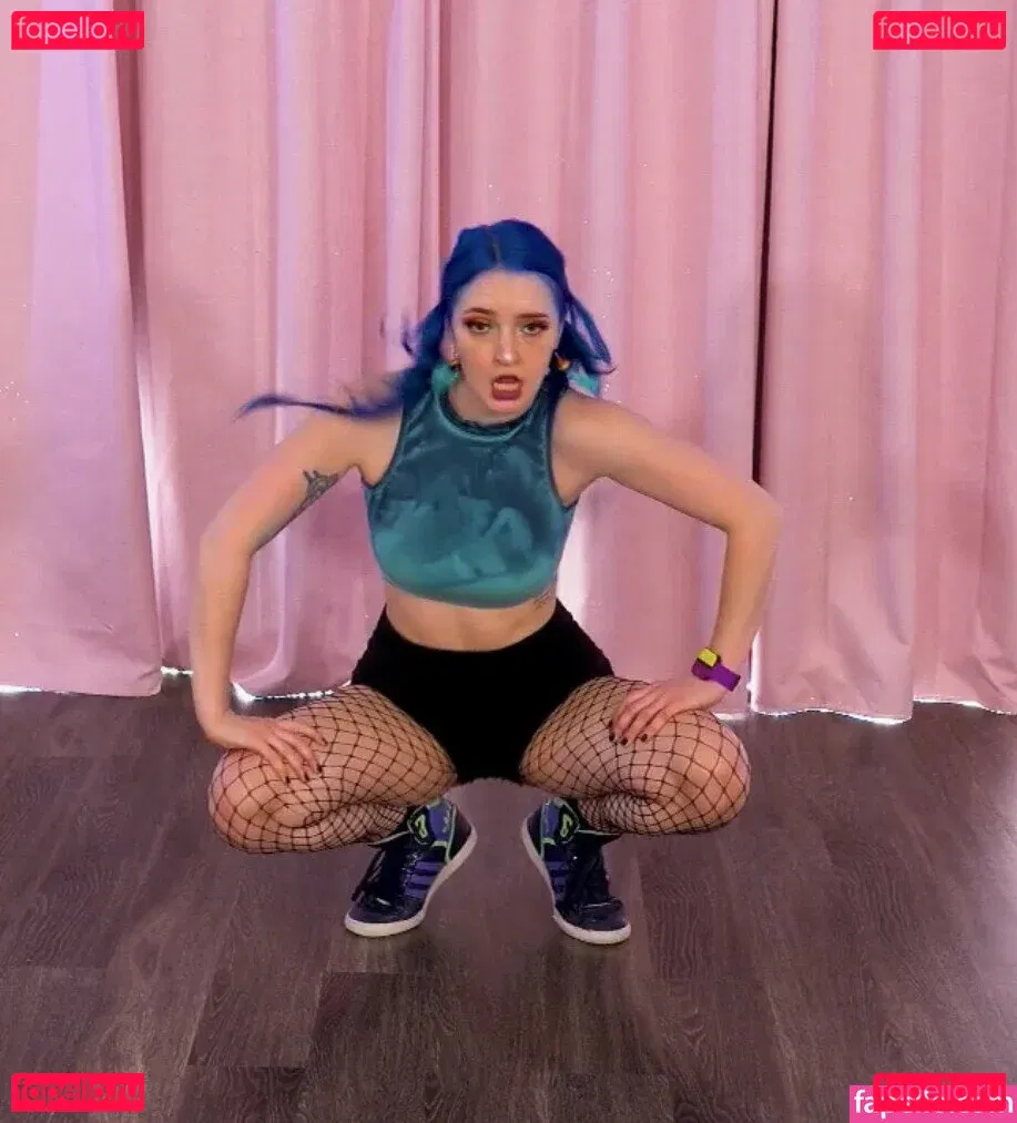 Littlesiha Onlyfans Photo Gallery 