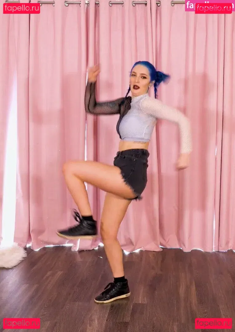 Littlesiha Onlyfans Photo Gallery 