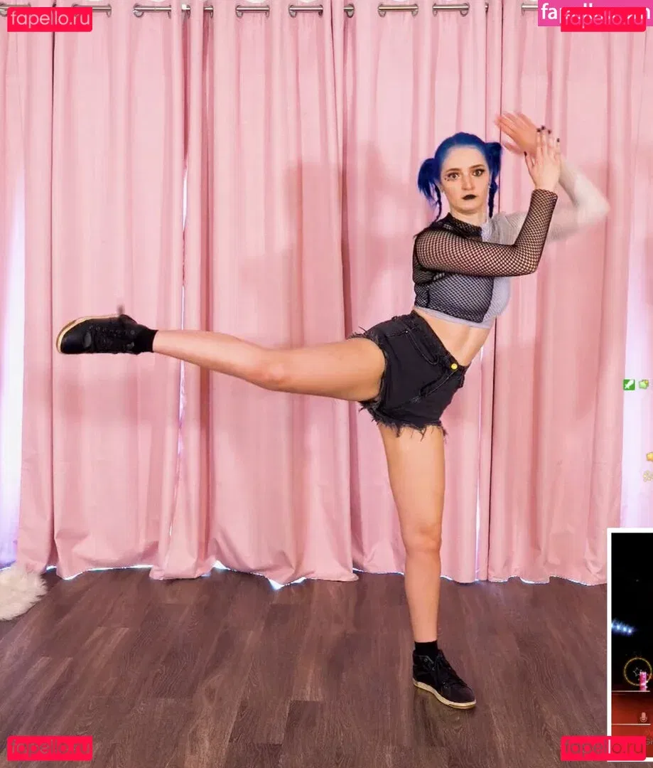 Littlesiha Onlyfans Photo Gallery 