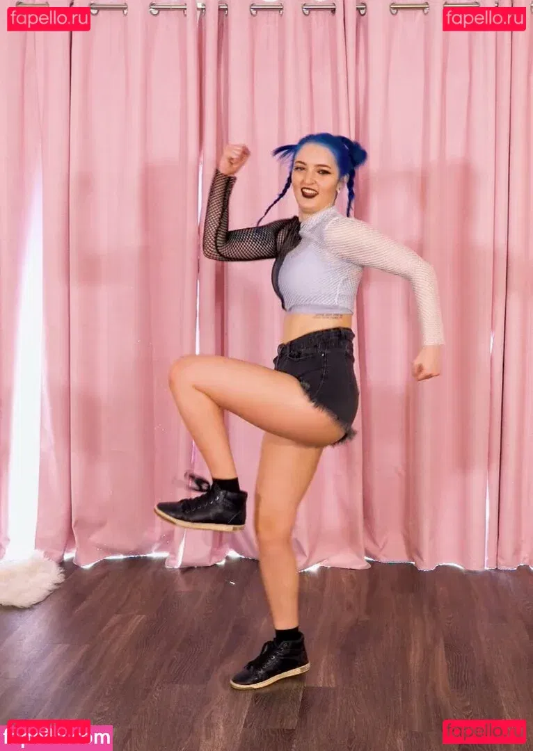 Littlesiha Onlyfans Photo Gallery 