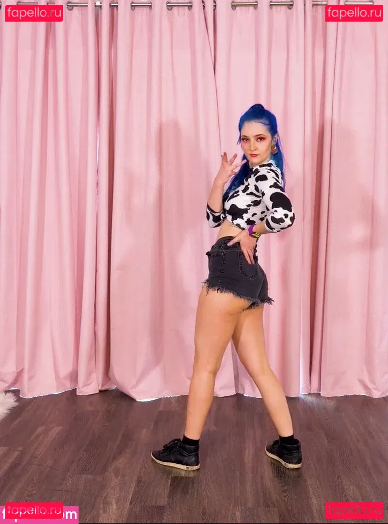 Littlesiha Onlyfans Photo Gallery 