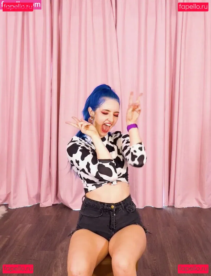 Littlesiha Onlyfans Photo Gallery 