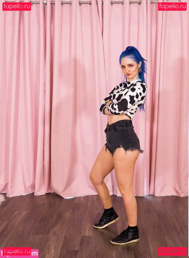 Littlesiha Onlyfans Photo Gallery 