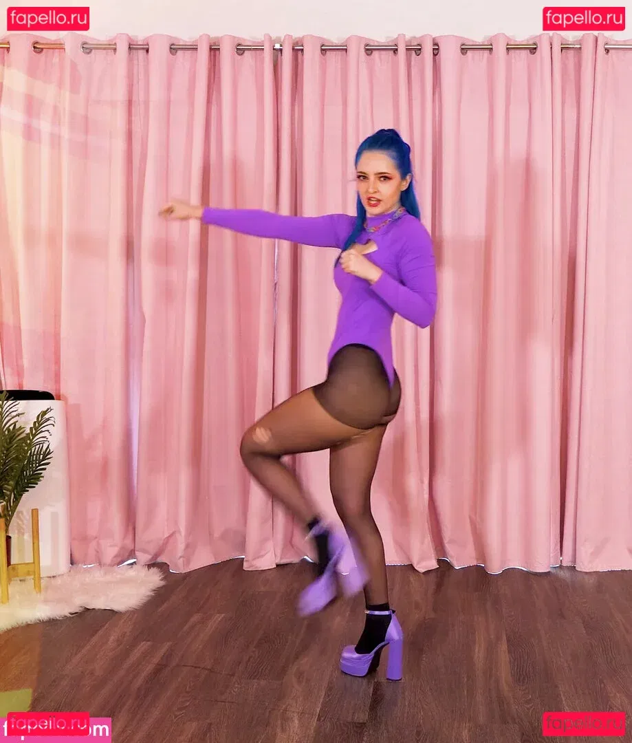 Littlesiha Onlyfans Photo Gallery 