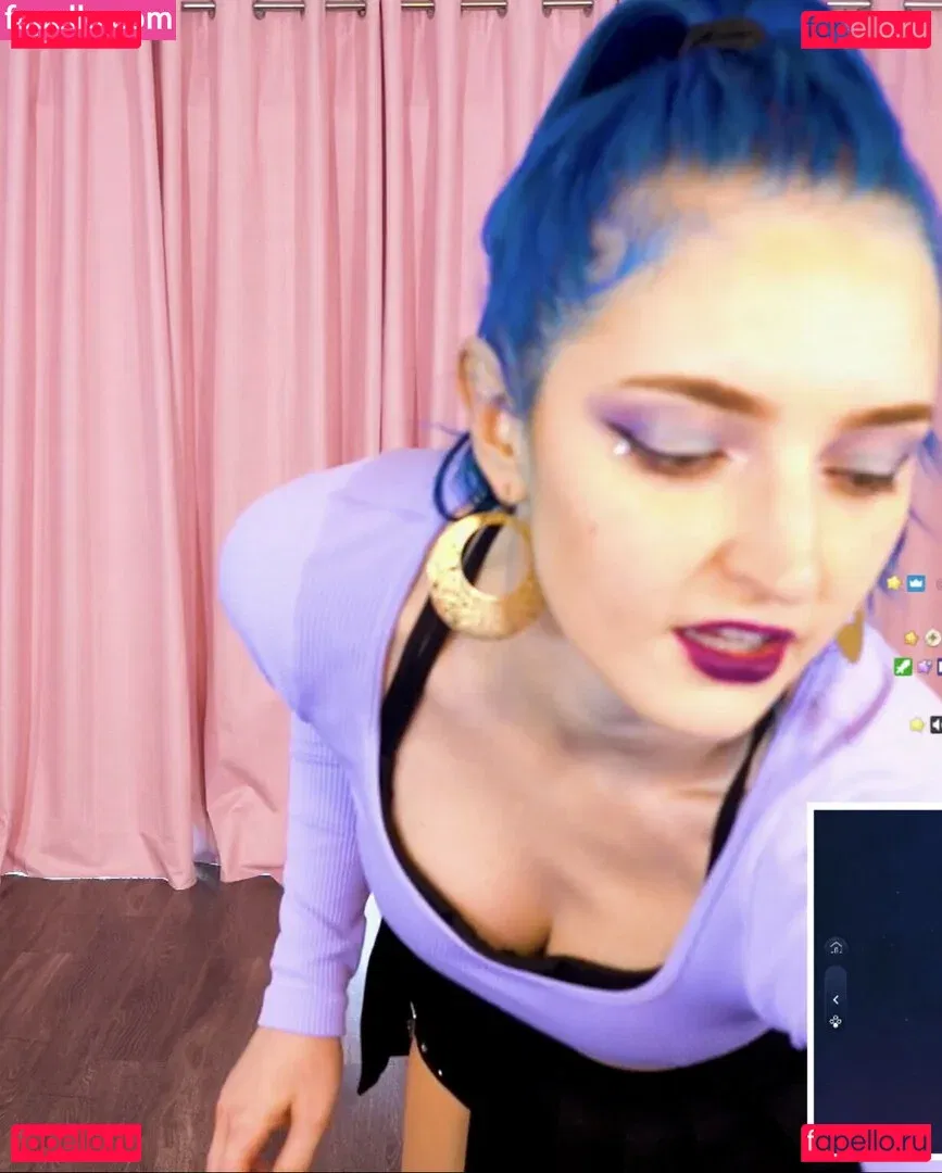 Littlesiha Onlyfans Photo Gallery 