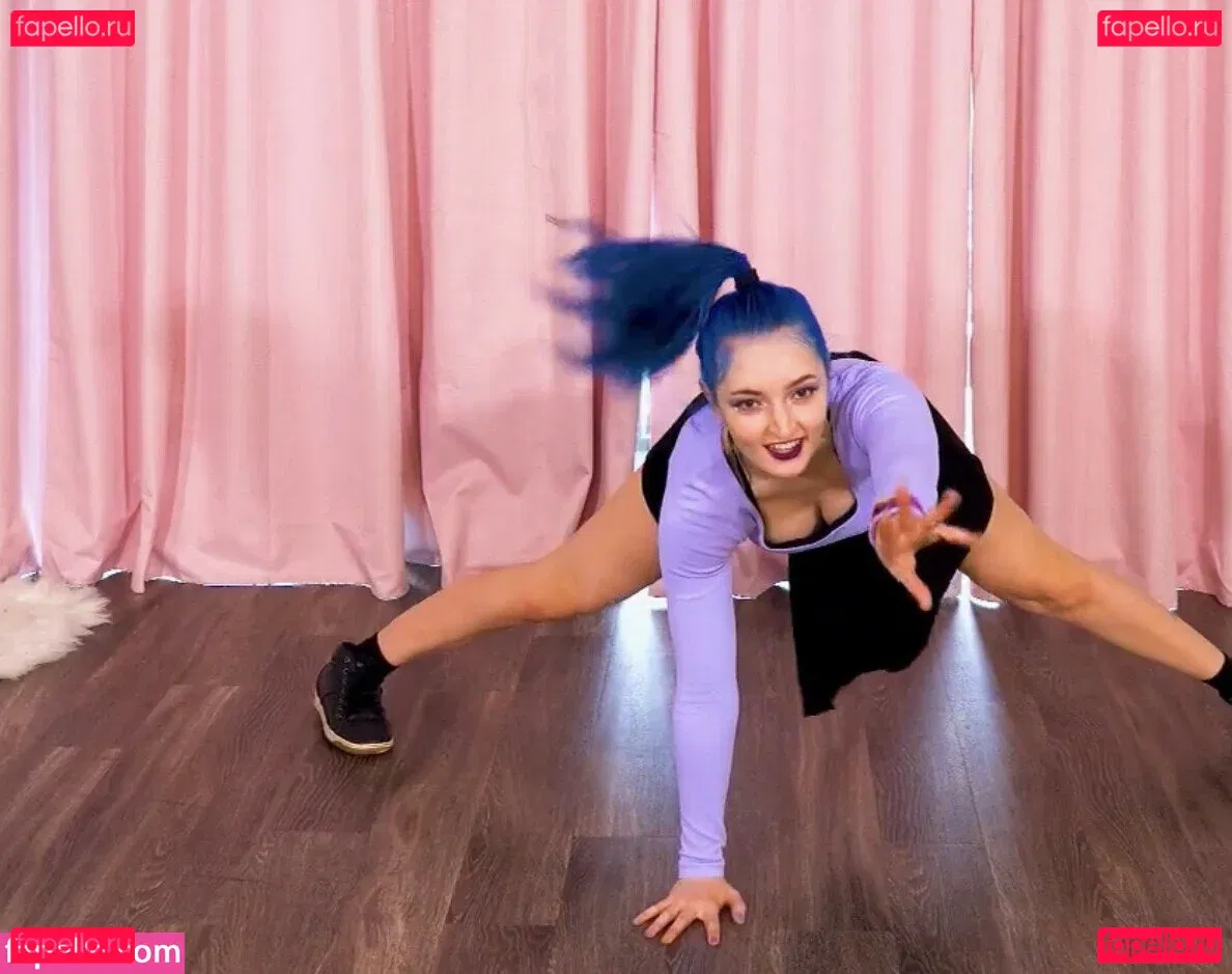 Littlesiha Onlyfans Photo Gallery 