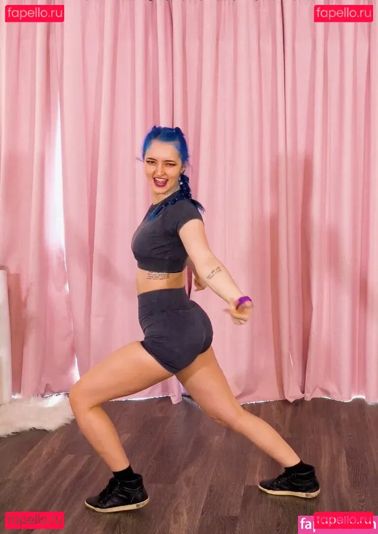 Littlesiha Onlyfans Photo Gallery 