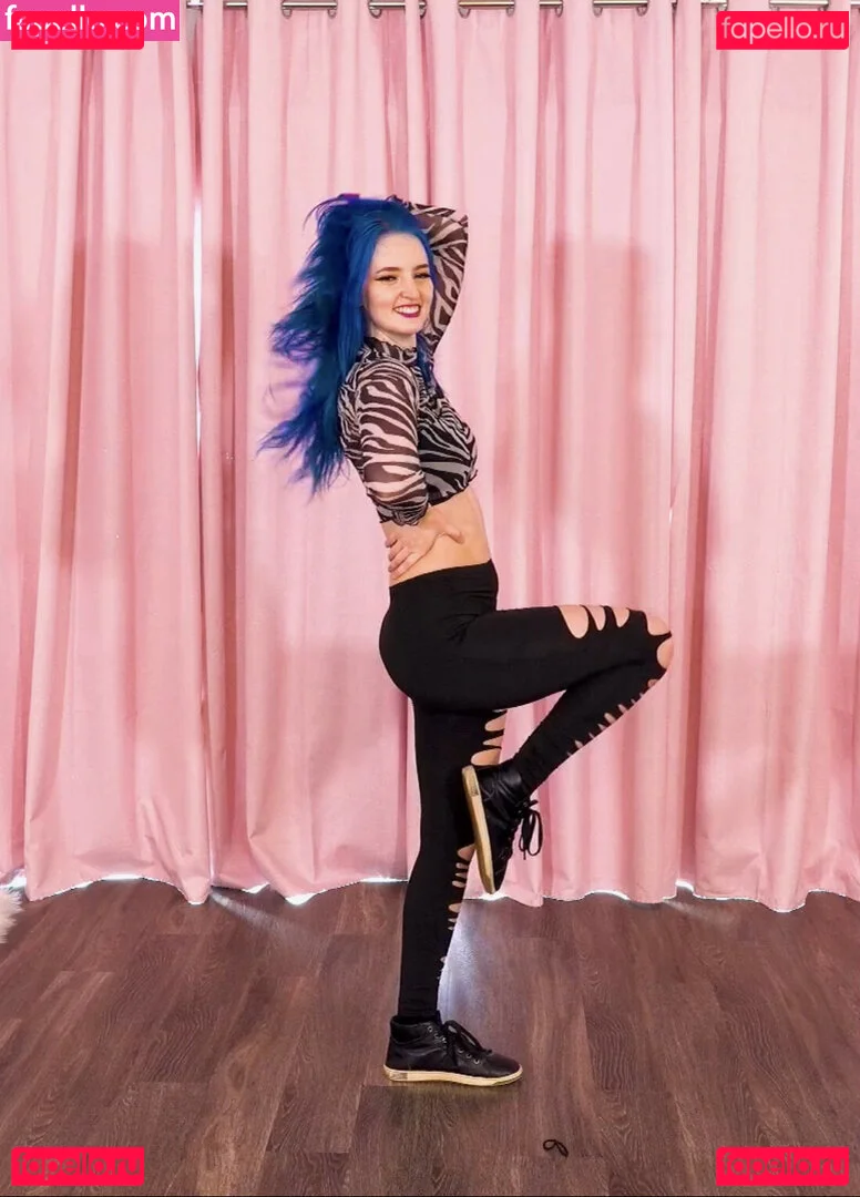 Littlesiha Onlyfans Photo Gallery 