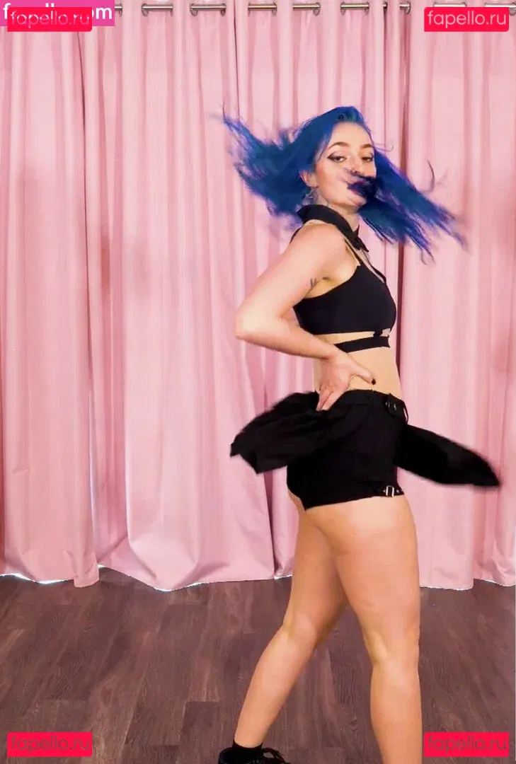 Littlesiha Onlyfans Photo Gallery 