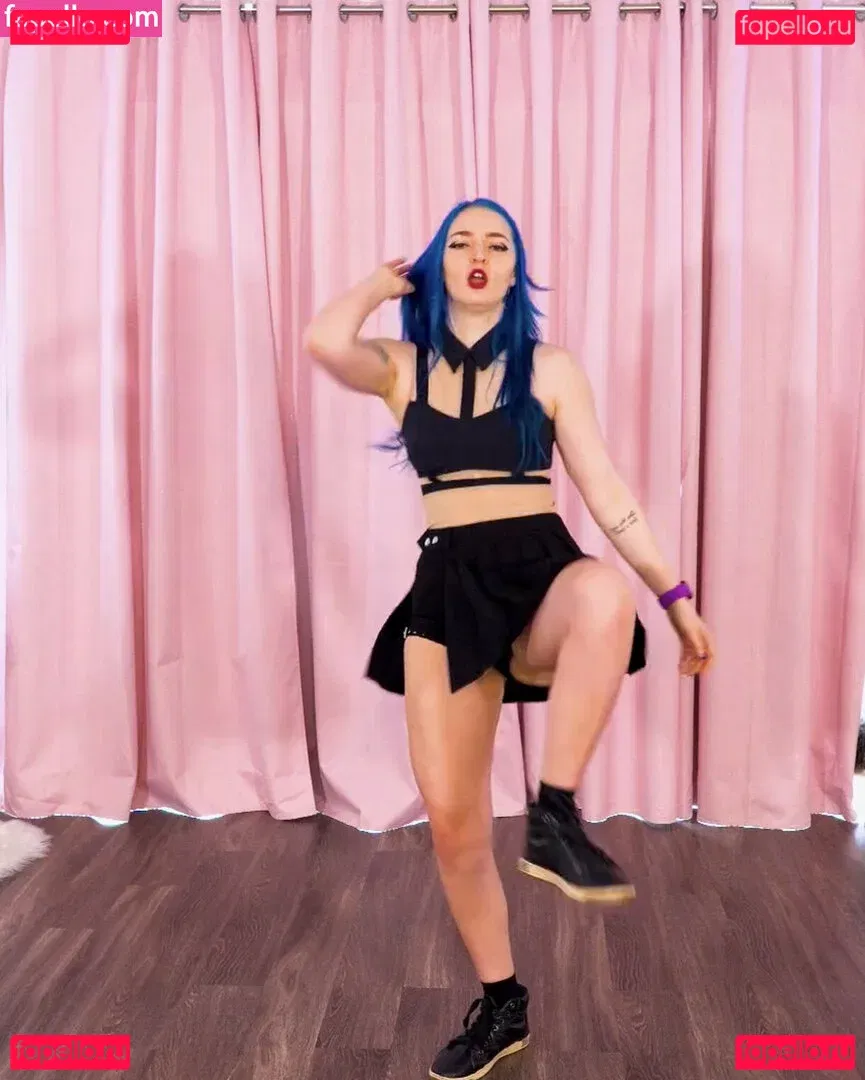 Littlesiha Onlyfans Photo Gallery 