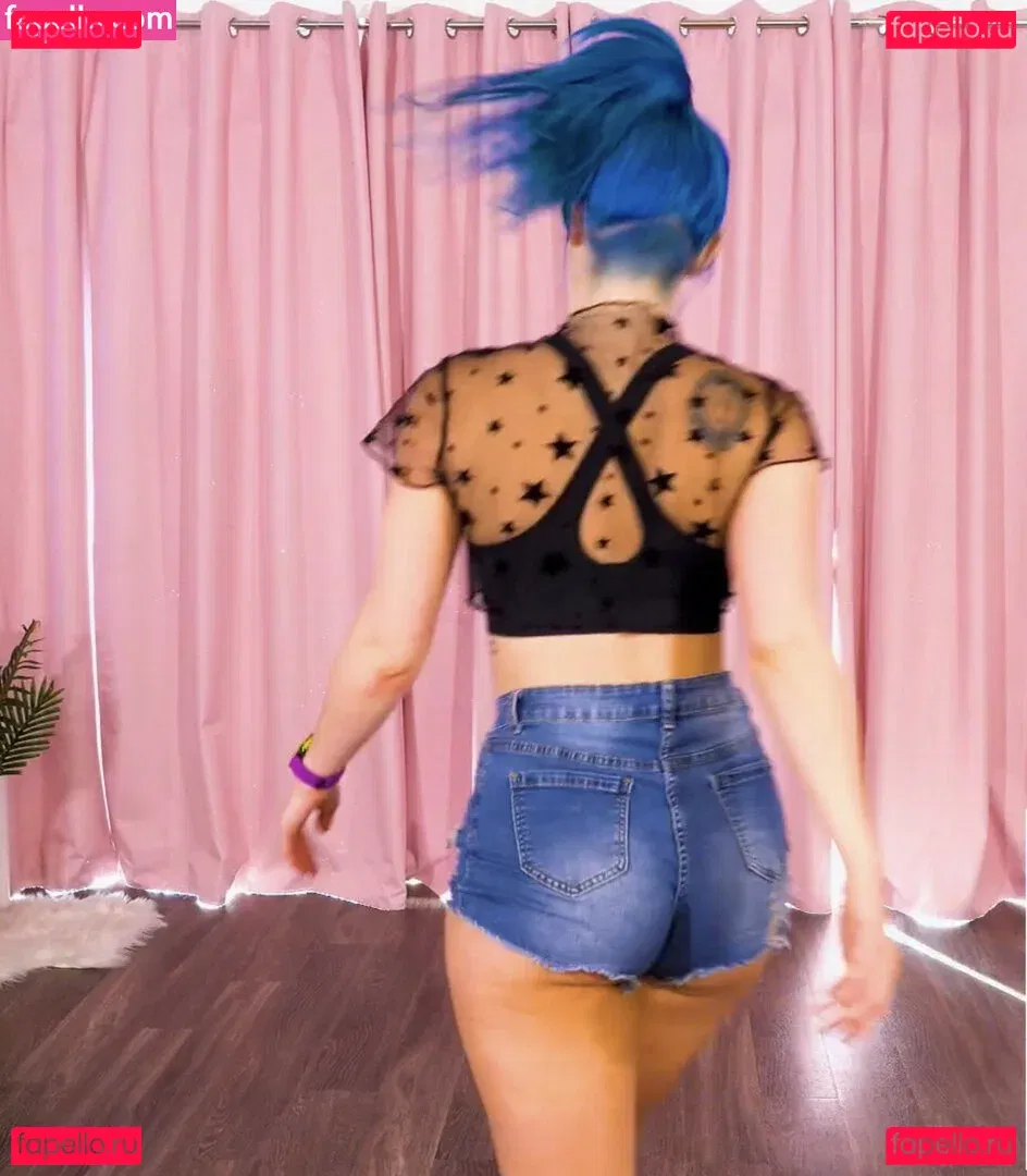 Littlesiha Onlyfans Photo Gallery 