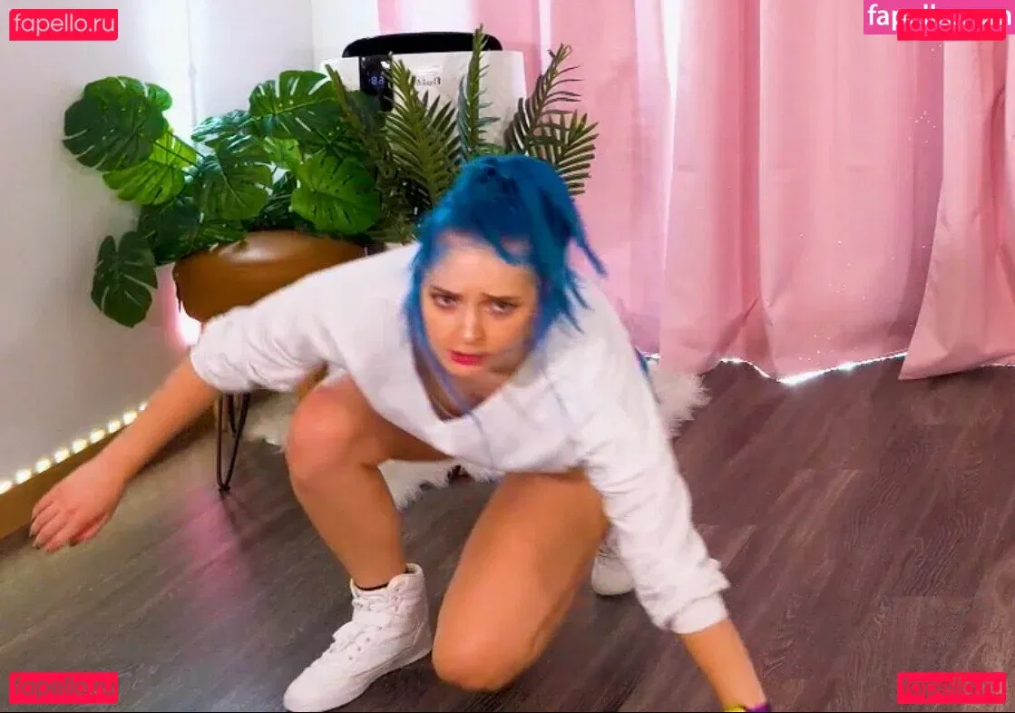 Littlesiha Onlyfans Photo Gallery 