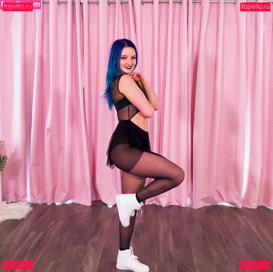 Littlesiha Onlyfans Photo Gallery 