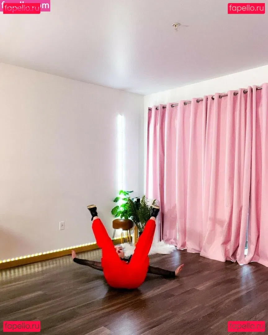 Littlesiha Onlyfans Photo Gallery 