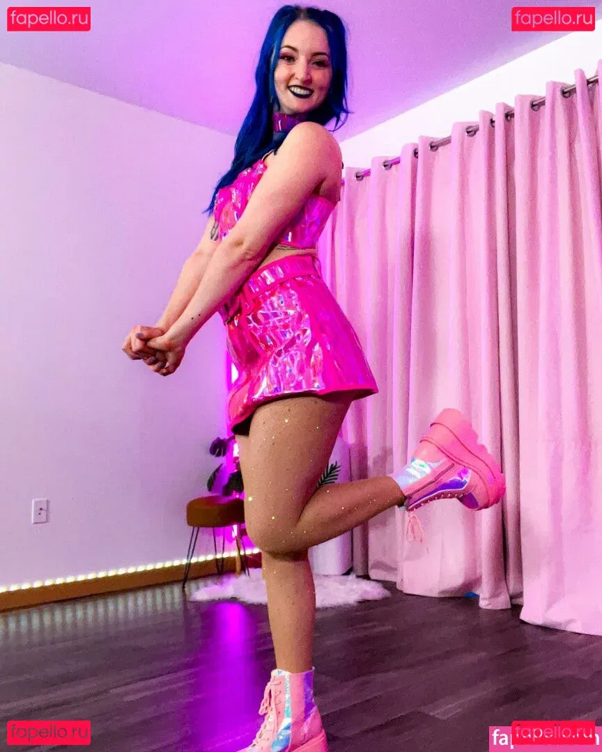 Littlesiha Onlyfans Photo Gallery 