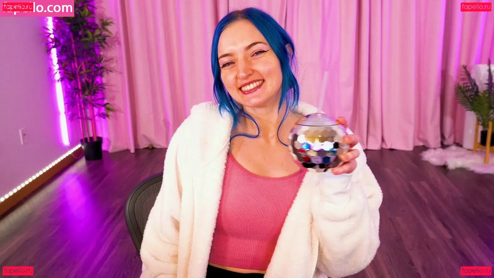 Littlesiha Onlyfans Photo Gallery 