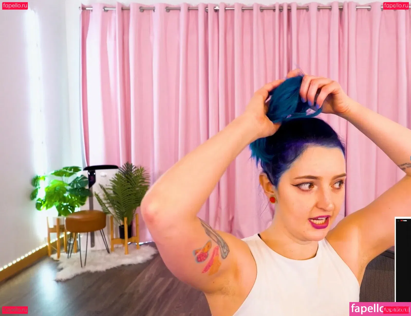 Littlesiha Onlyfans Photo Gallery 