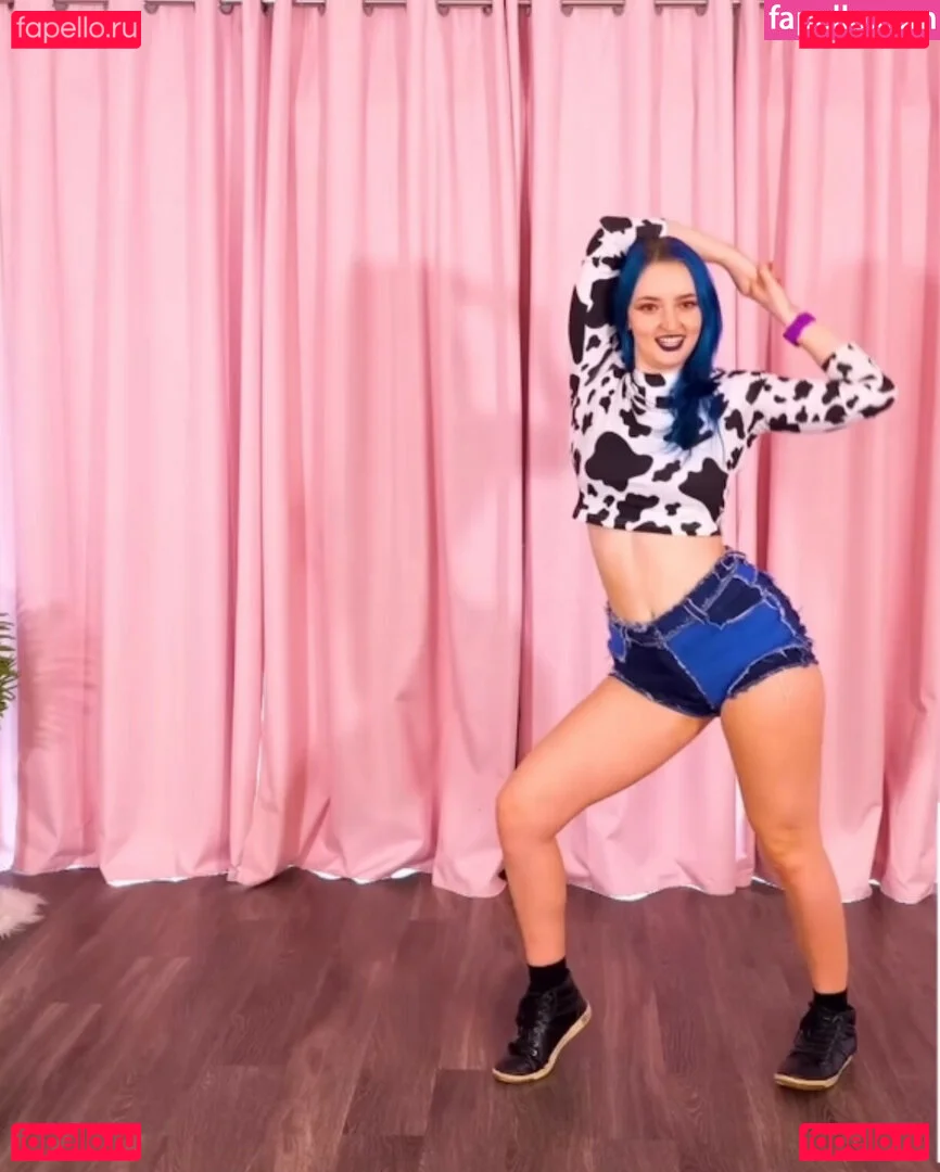 Littlesiha Onlyfans Photo Gallery 