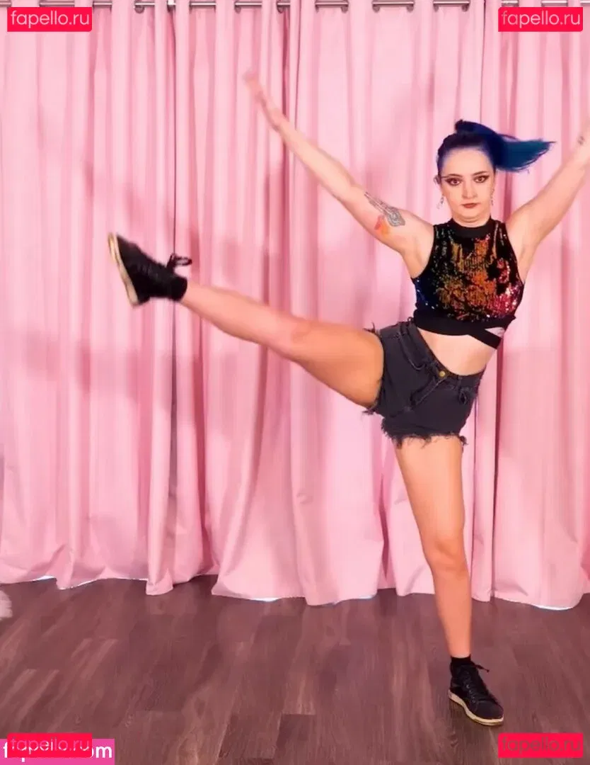 Littlesiha Onlyfans Photo Gallery 