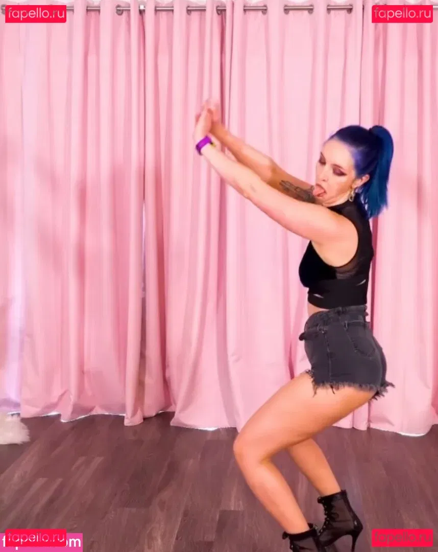 Littlesiha Onlyfans Photo Gallery 