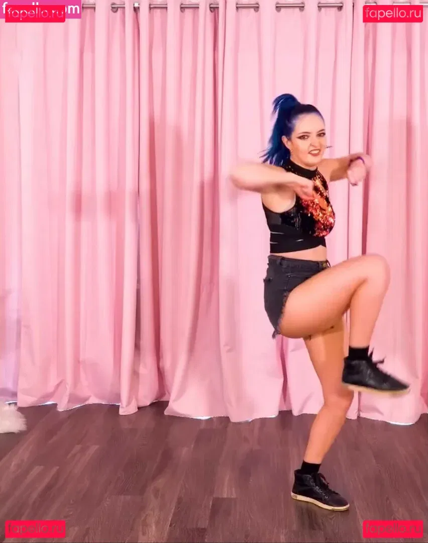 Littlesiha Onlyfans Photo Gallery 