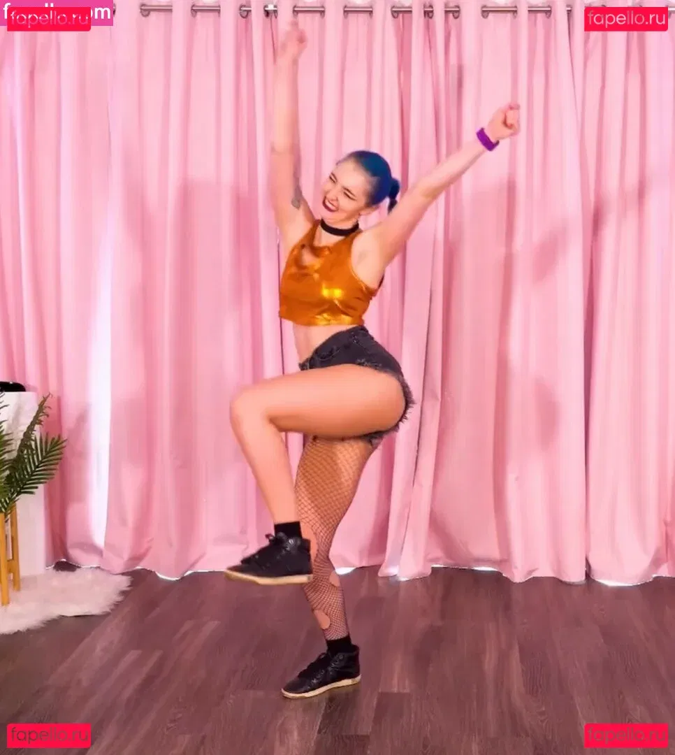 Littlesiha Onlyfans Photo Gallery 