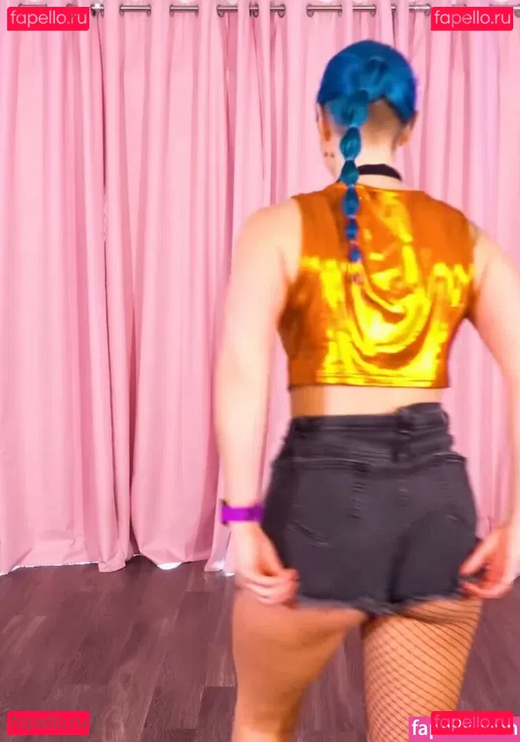 Littlesiha Onlyfans Photo Gallery 