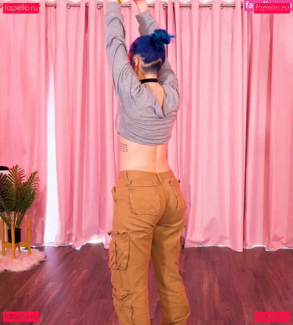 Littlesiha Onlyfans Photo Gallery 