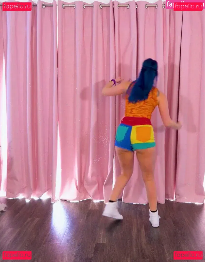 Littlesiha Onlyfans Photo Gallery 