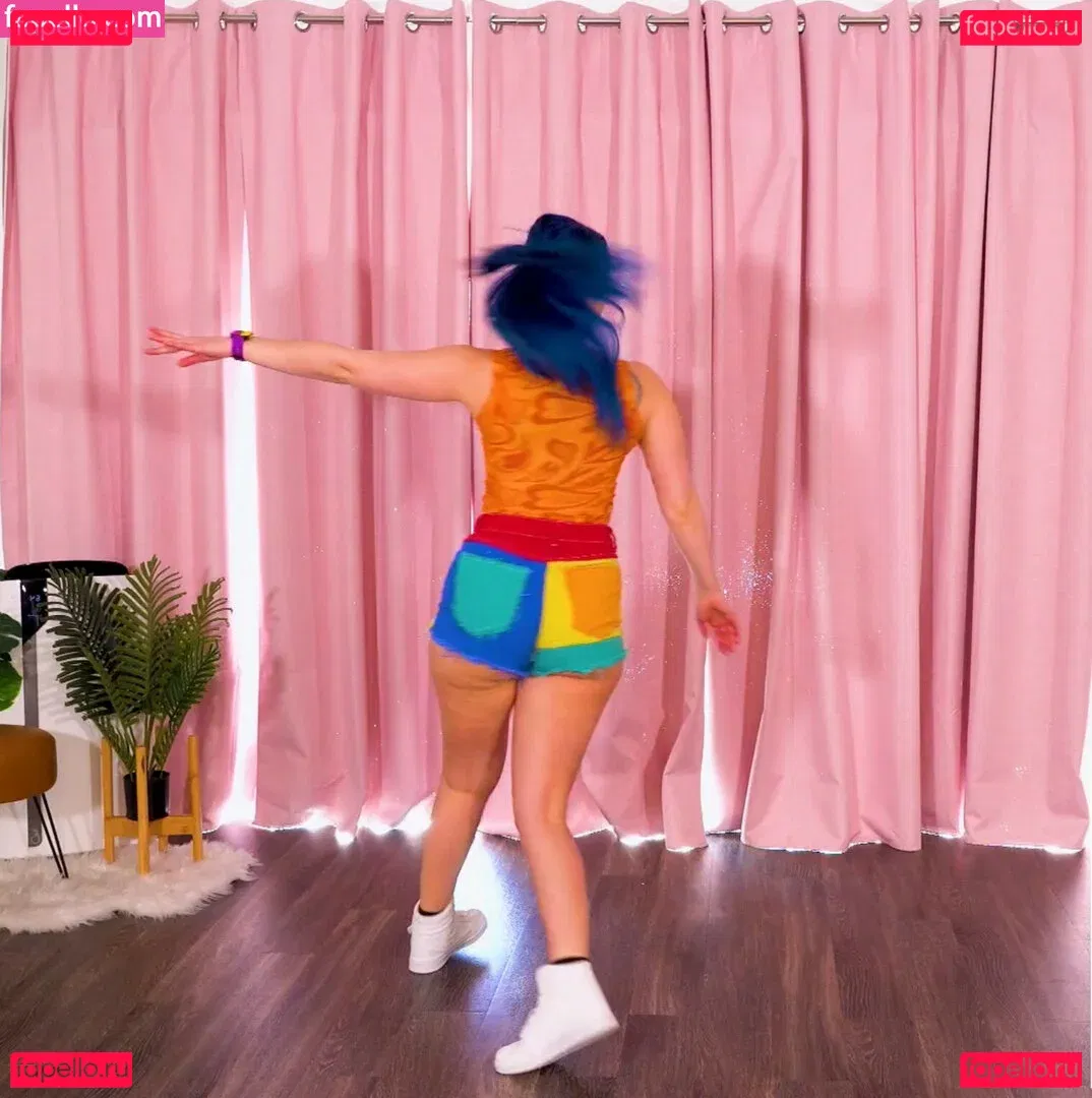 Littlesiha Onlyfans Photo Gallery 