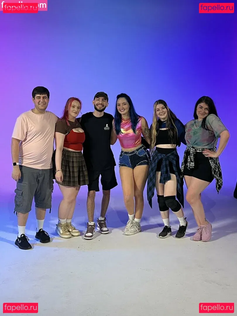 Littlesiha Onlyfans Photo Gallery 