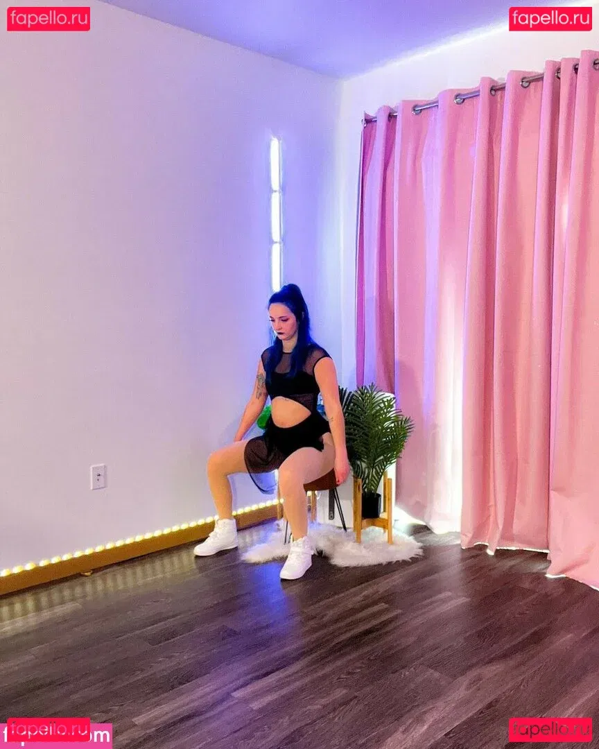 Littlesiha Onlyfans Photo Gallery 