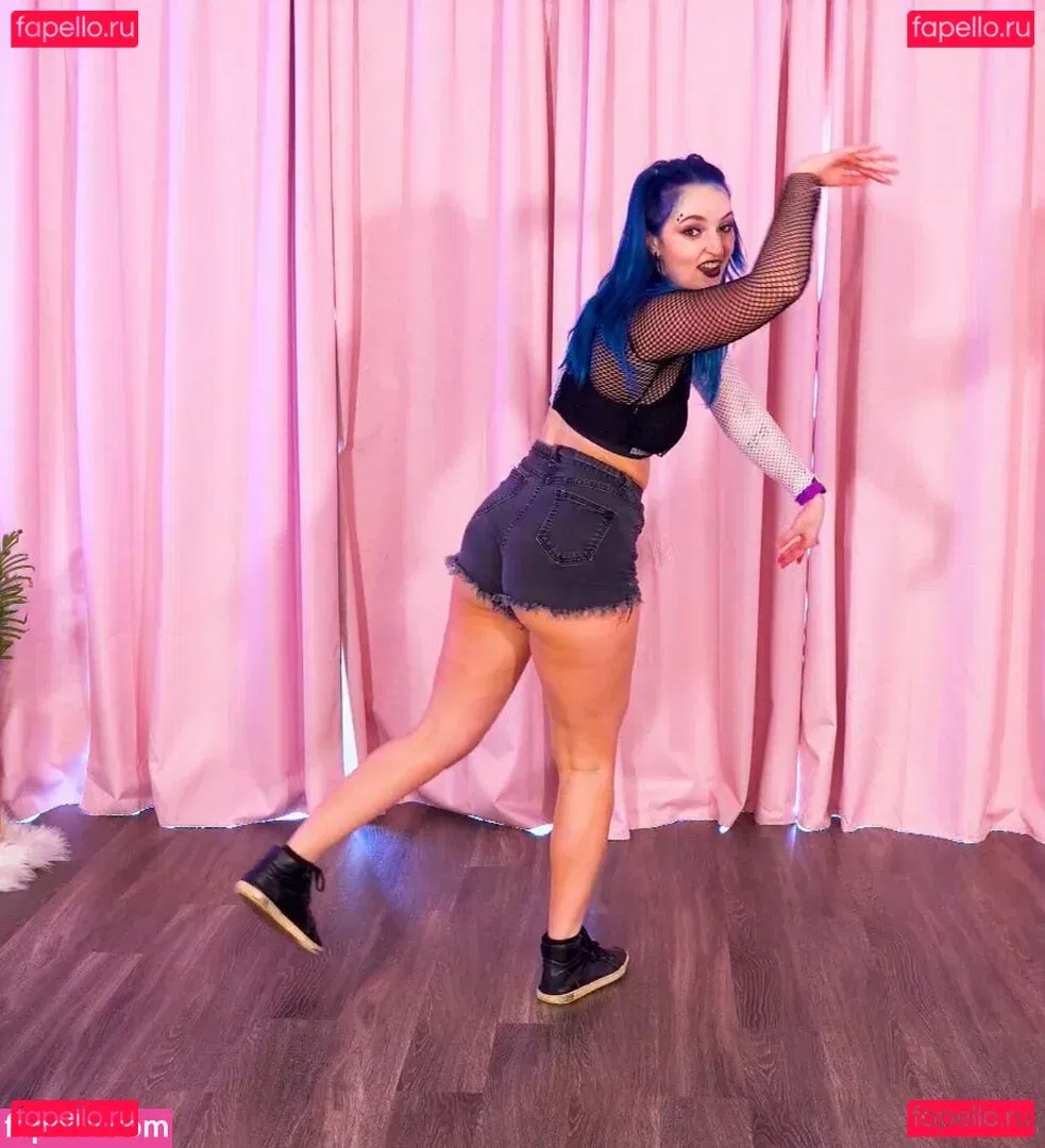 Littlesiha Onlyfans Photo Gallery 