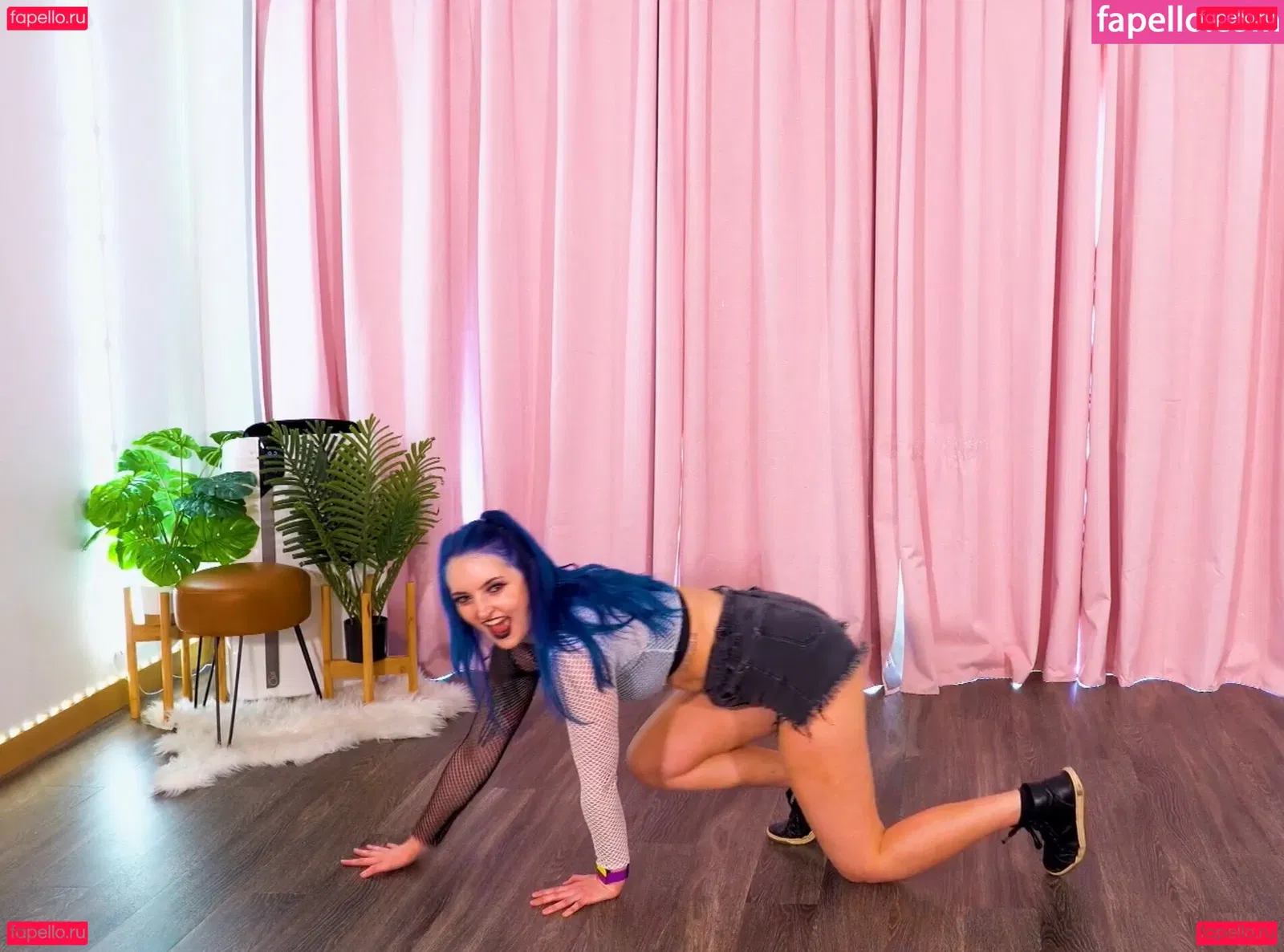 Littlesiha Onlyfans Photo Gallery 