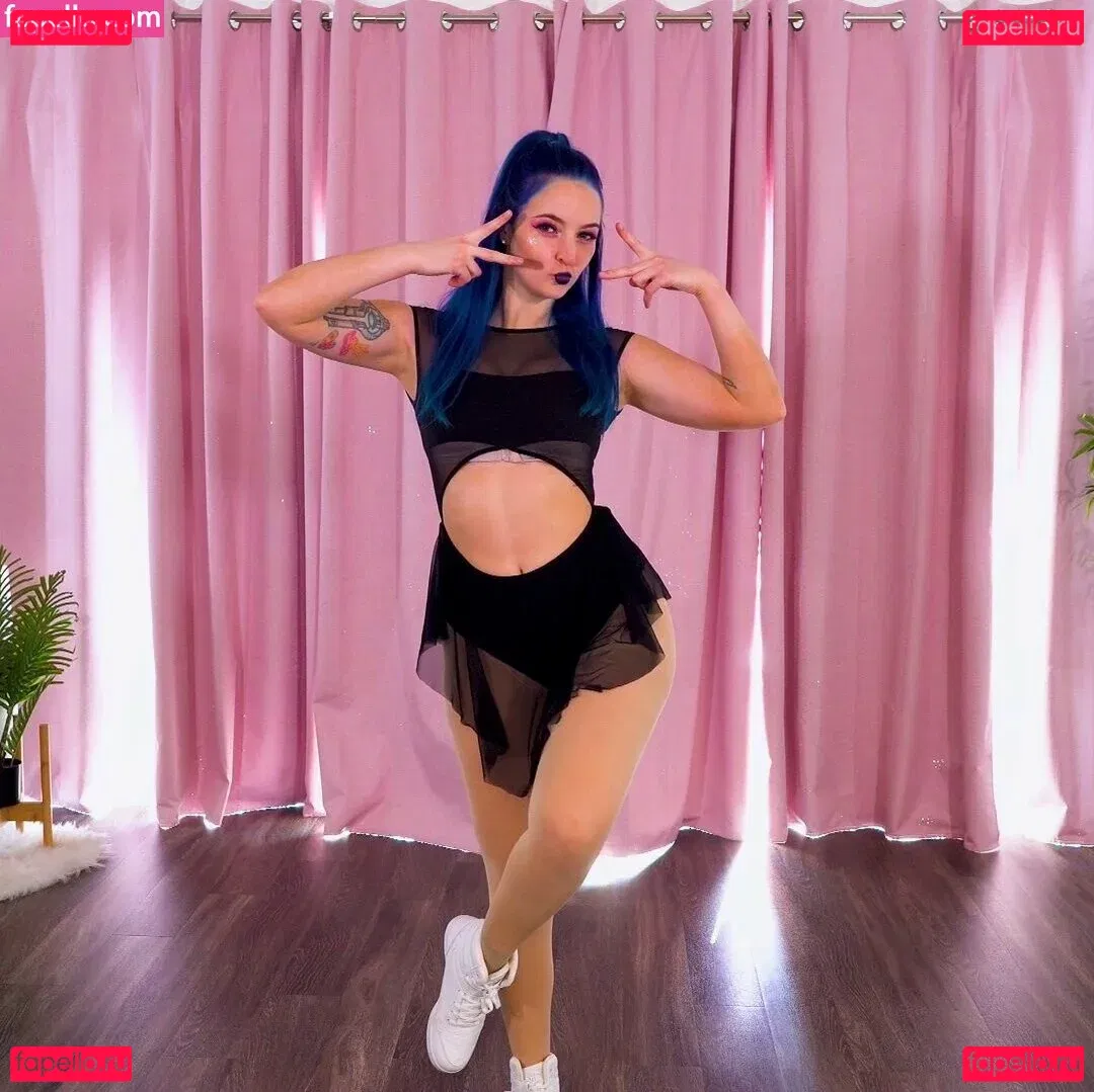 Littlesiha Onlyfans Photo Gallery 