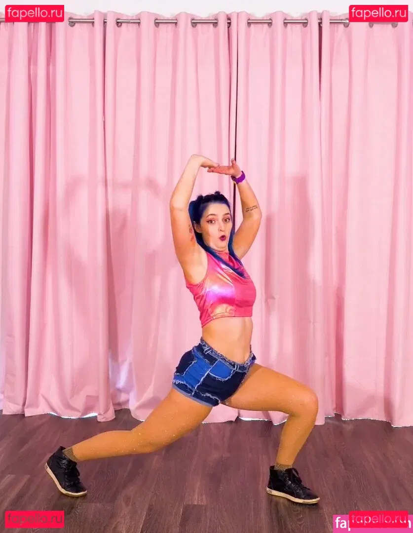 Littlesiha Onlyfans Photo Gallery 