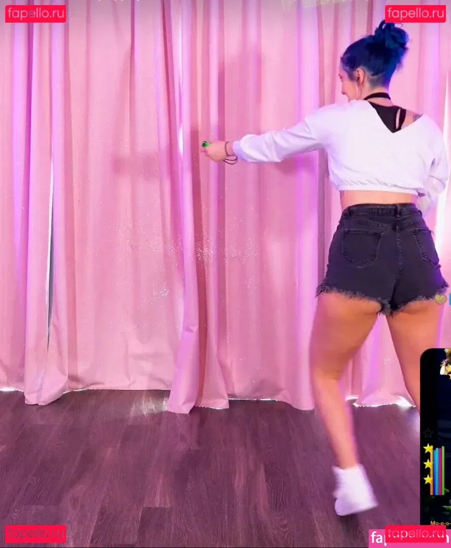 Littlesiha Onlyfans Photo Gallery 