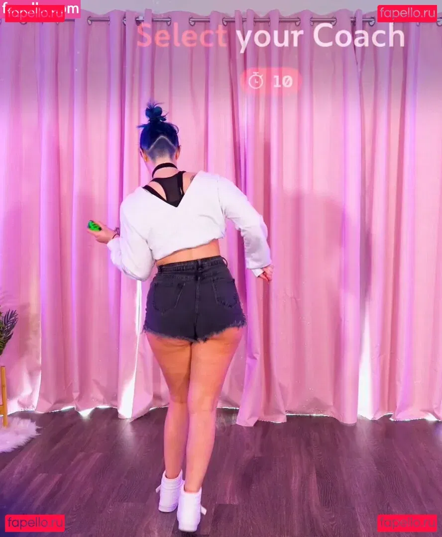 Littlesiha Onlyfans Photo Gallery 