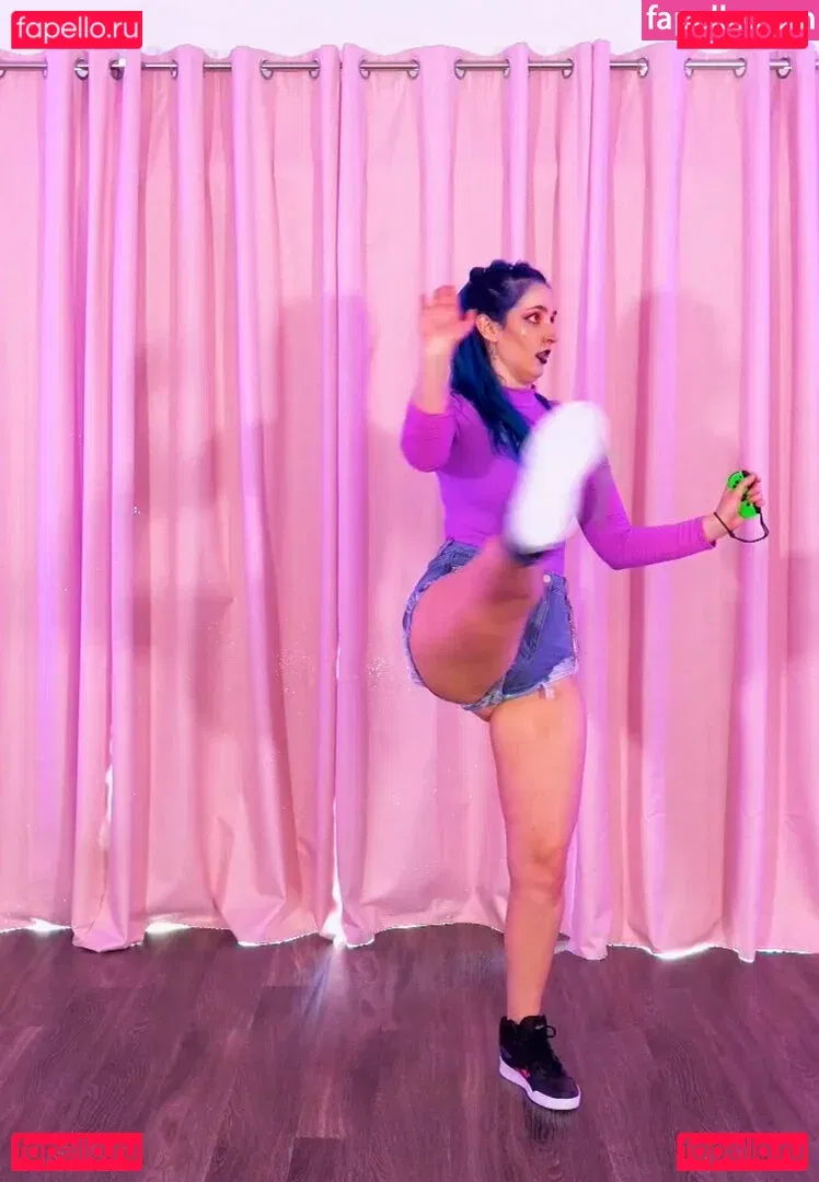 Littlesiha Onlyfans Photo Gallery 