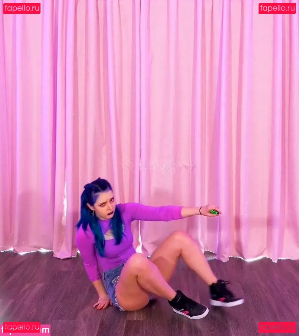 Littlesiha Onlyfans Photo Gallery 