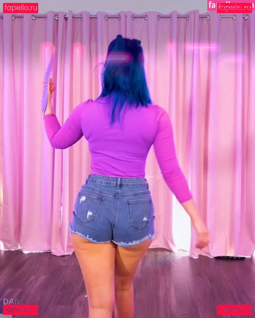 Littlesiha Onlyfans Photo Gallery 