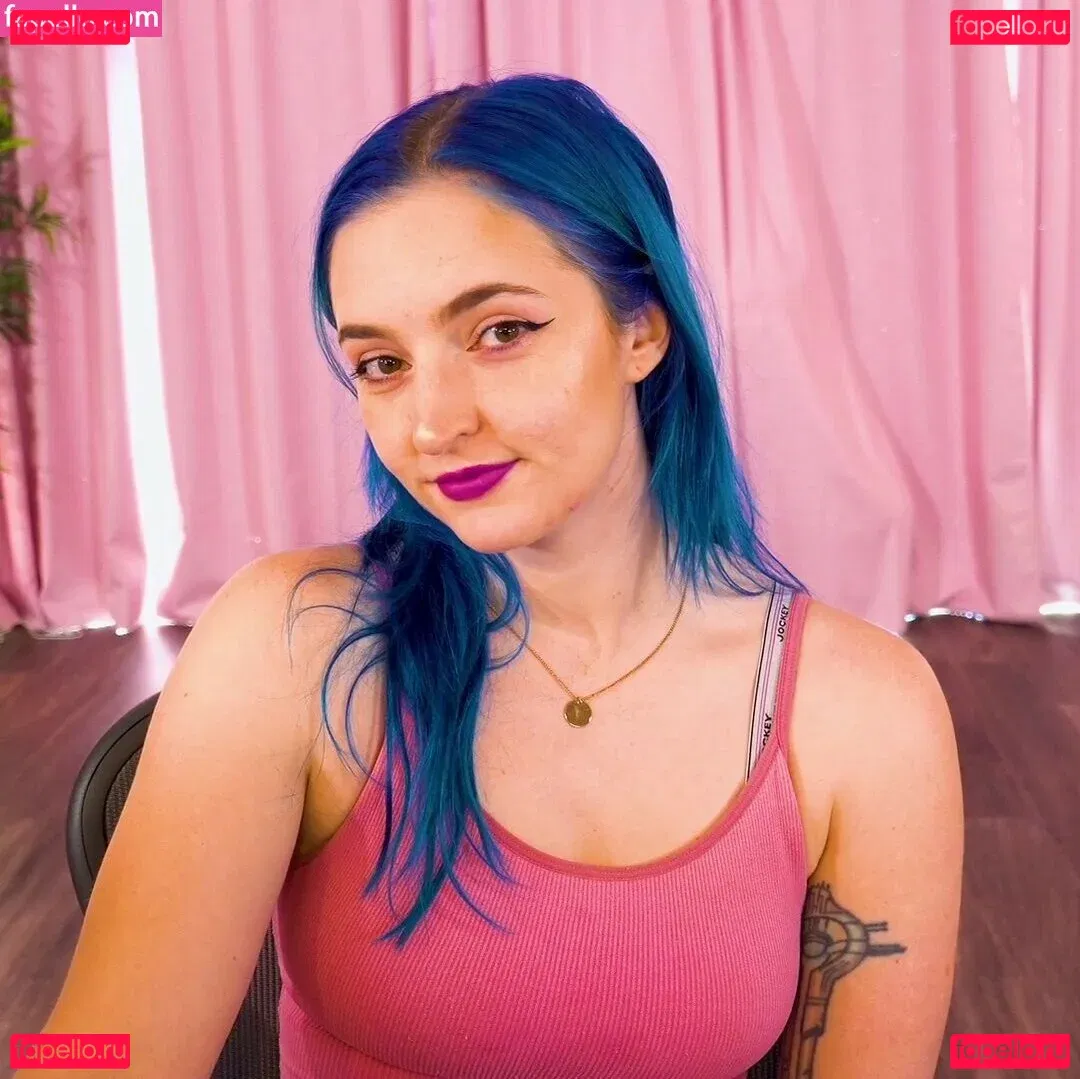 Littlesiha Onlyfans Photo Gallery 