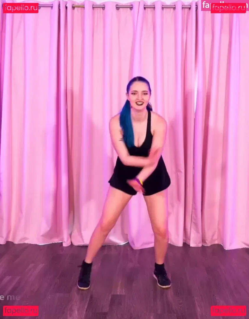 Littlesiha Onlyfans Photo Gallery 