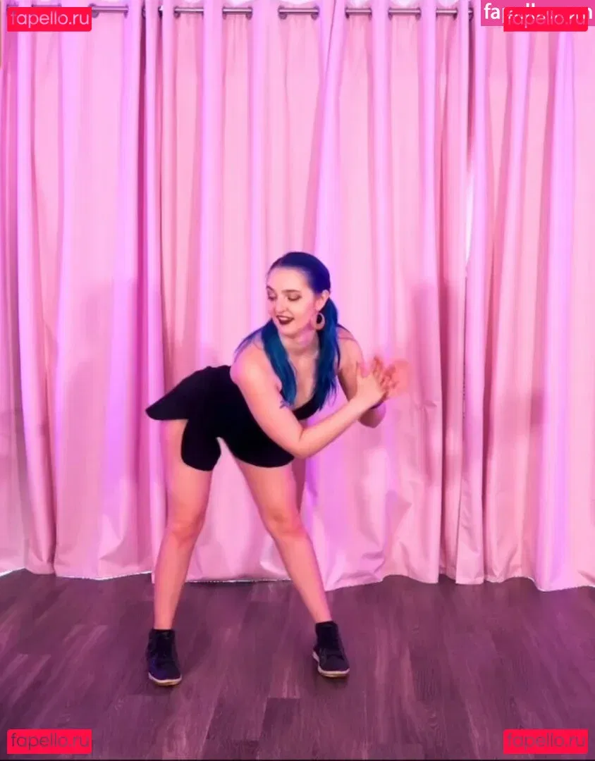 Littlesiha Onlyfans Photo Gallery 