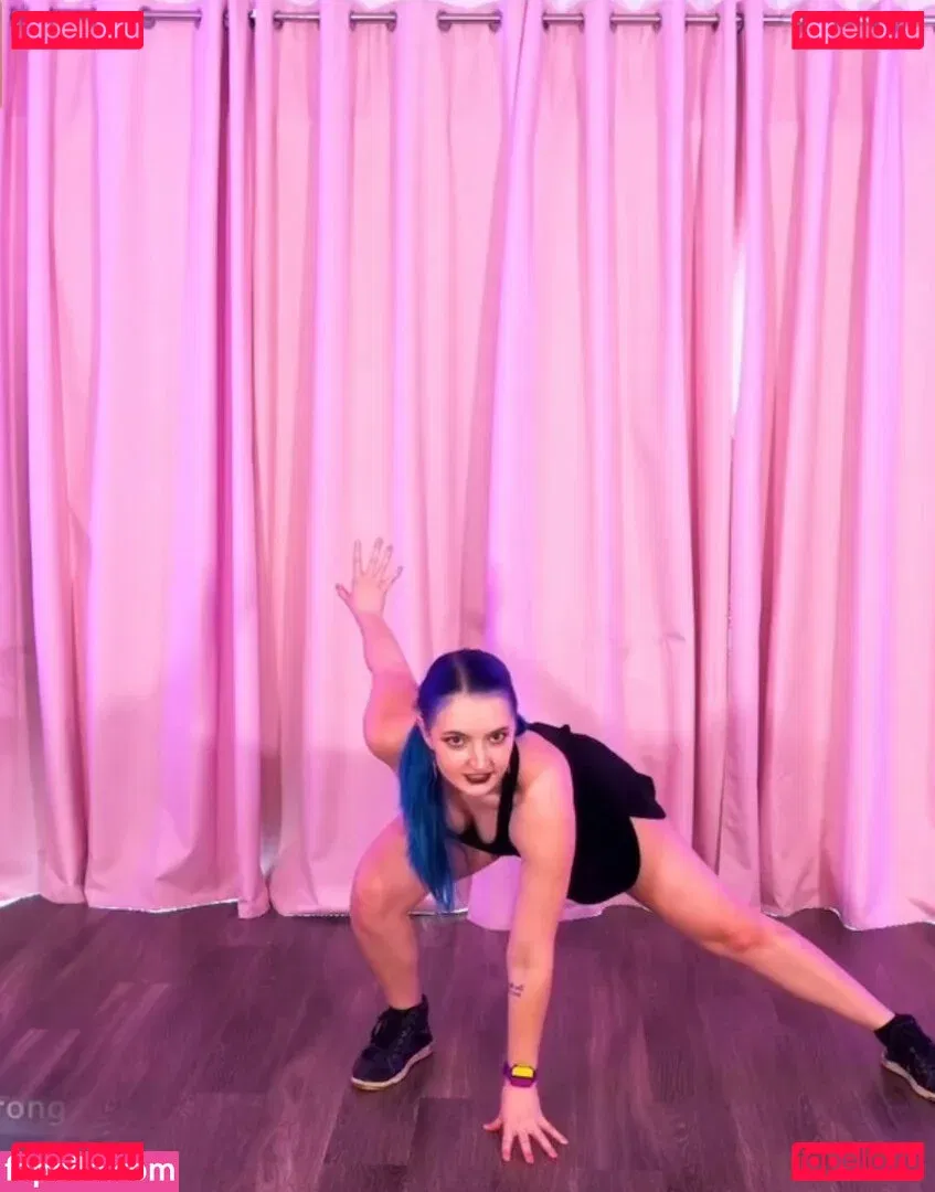 Littlesiha Onlyfans Photo Gallery 