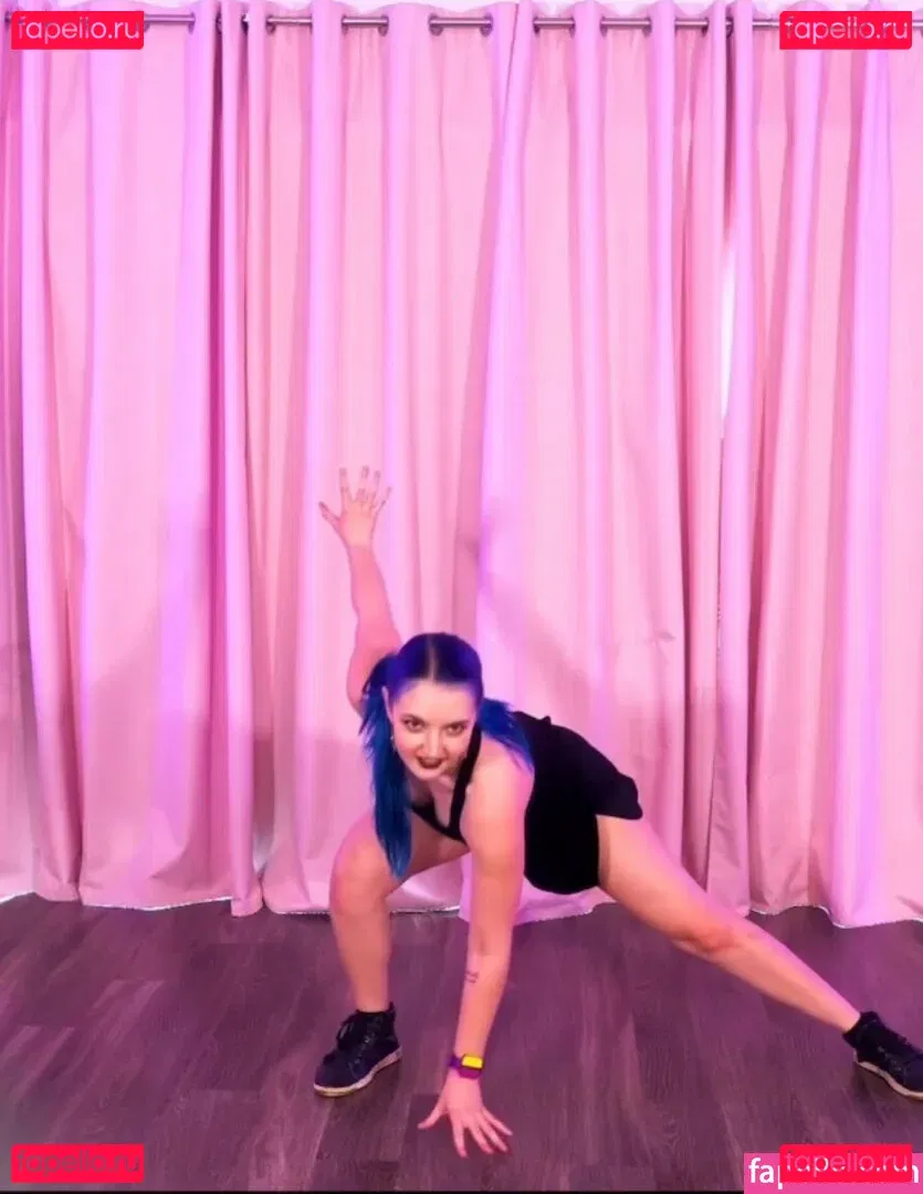 Littlesiha Onlyfans Photo Gallery 